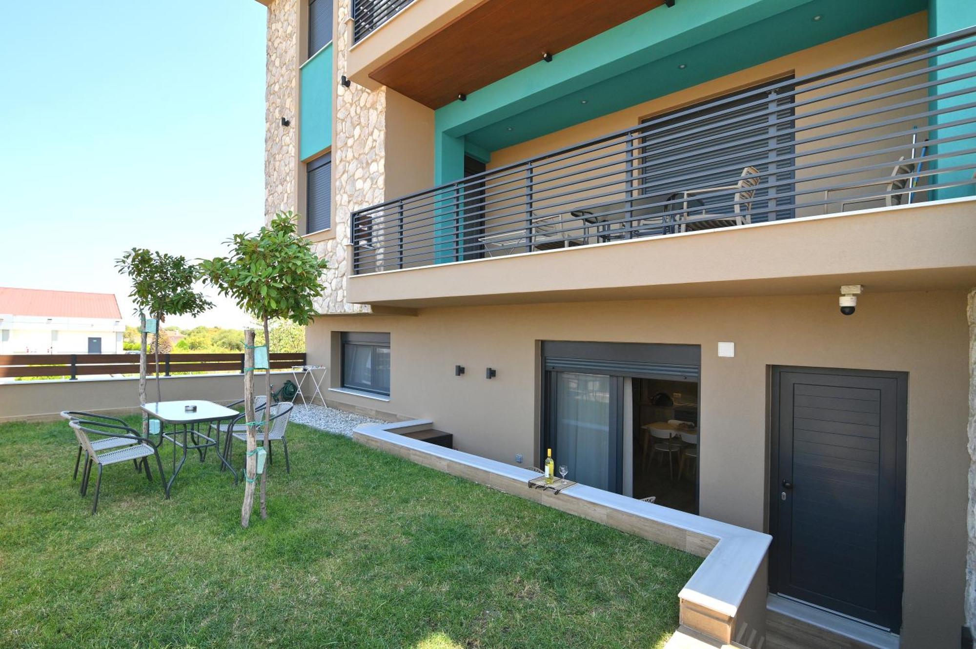 Niel Holiday Apartments, Panel Hospitality Homes & Villas Leptokarya  Exteriör bild
